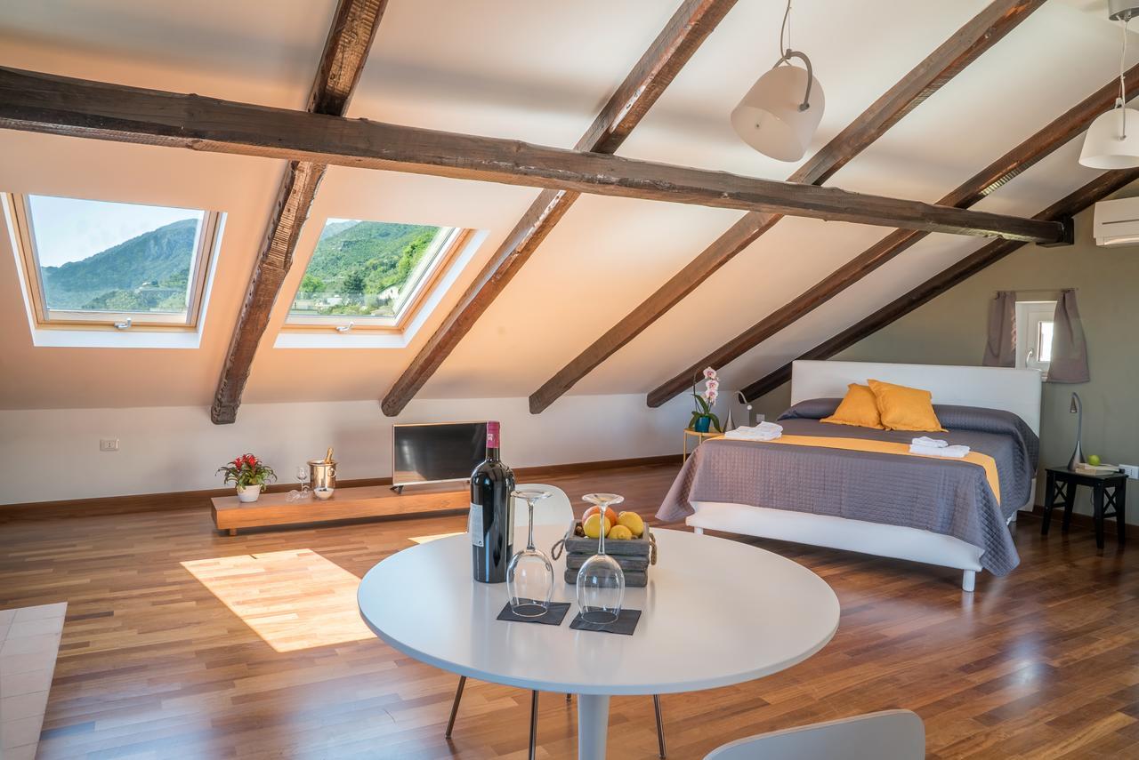 Plaium Montis Bed & Breakfast Salerno Dış mekan fotoğraf