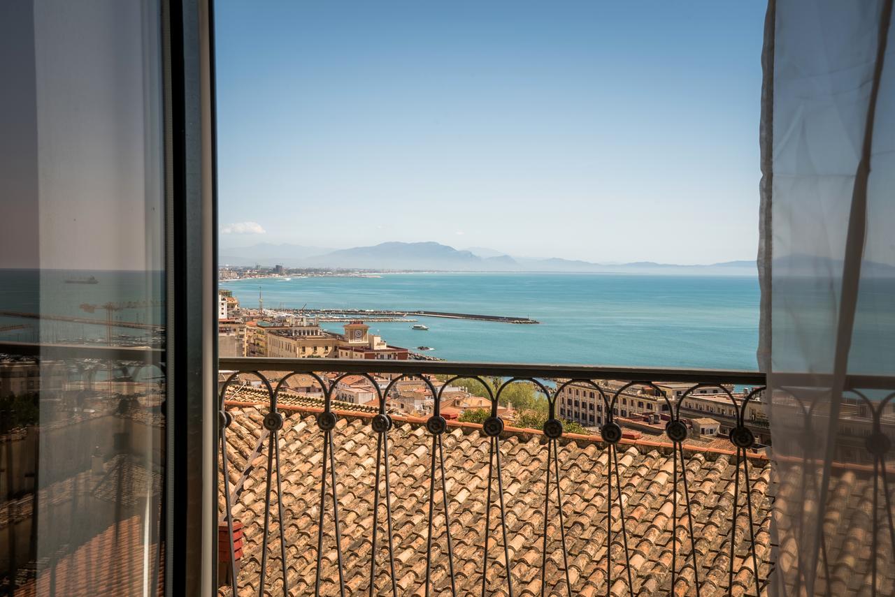 Plaium Montis Bed & Breakfast Salerno Dış mekan fotoğraf